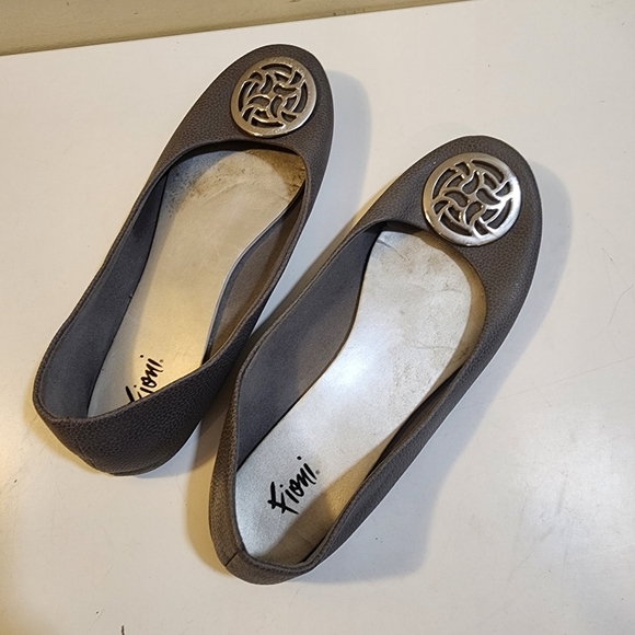 FIONI Gray Ballet Flat Round Toe Flat Shoes size 8 - Picture 7 of 9
